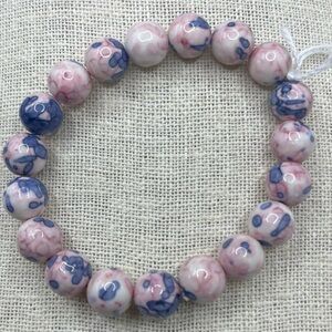 Elastic Glass Bead Bracelet